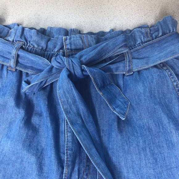 H&M High waist tie chambray denim shorts size 6 - Picture 3 of 11